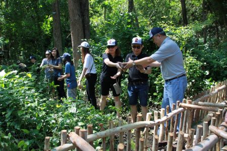 ONE MAZDA TEAM รวมตัวเป็นหนึ่งผนึกกำลังสร้างฝายชะลอน้ำ