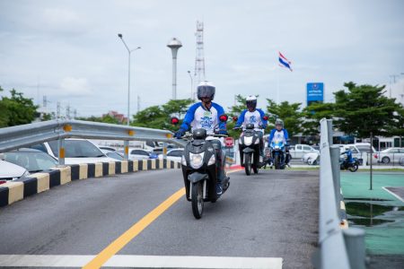 ซัมมิท แคปปิตอล จัดกิจกรรมฝึกอบรมขับขี่ปลอดภัยพนักงานใหม่