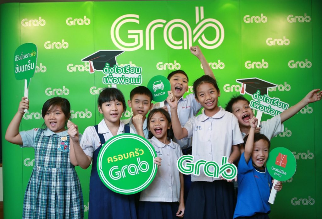 แกร็บ มอบทุนแก่บุตรของพาร์ทเนอร์ผู้ขับขี่ ในโครงการ ‘Grab the Future’