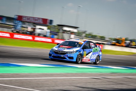 "ช้าง ซูเปอร์ จีที เรซ 2018" เปิดฉากวันแรกอย่างร้อนแรง