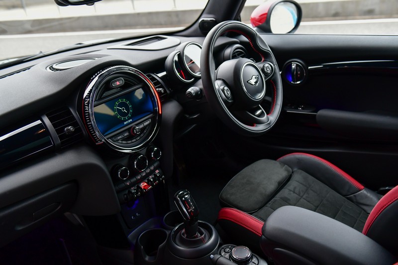 mini cooper jcw-1014