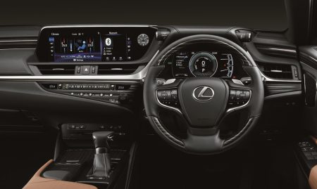 เลกซัส ES ใหม่ “Of Peace and Power” 