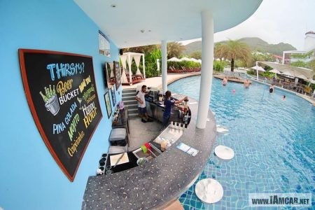 Novotel Phuket Karon Beach Resort & Spa