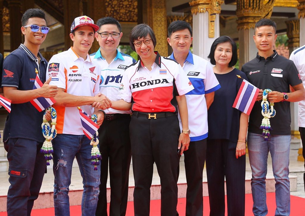 มาร์ค มาร์เกซ ร่วมกิจกรรมประชาสัมพันธ์การแข่งขัน "พีทีที ไทยแลนด์ กรังด์ ปรีซ์"