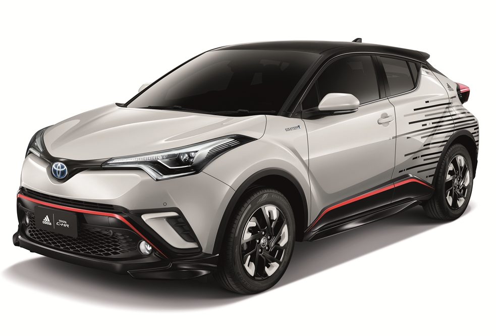 TOYOTA C-HR จับมือ ADIDAS JAPAN