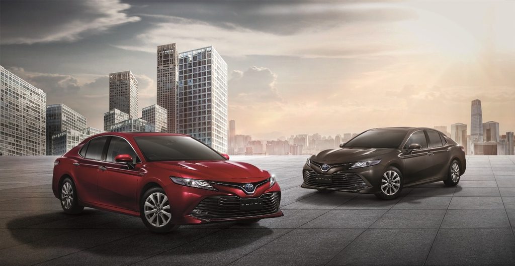 โตโยต้า คัมรีใหม่ Soul Striking Luxury 