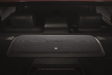 โตโยต้า คัมรีใหม่ Soul Striking Luxury