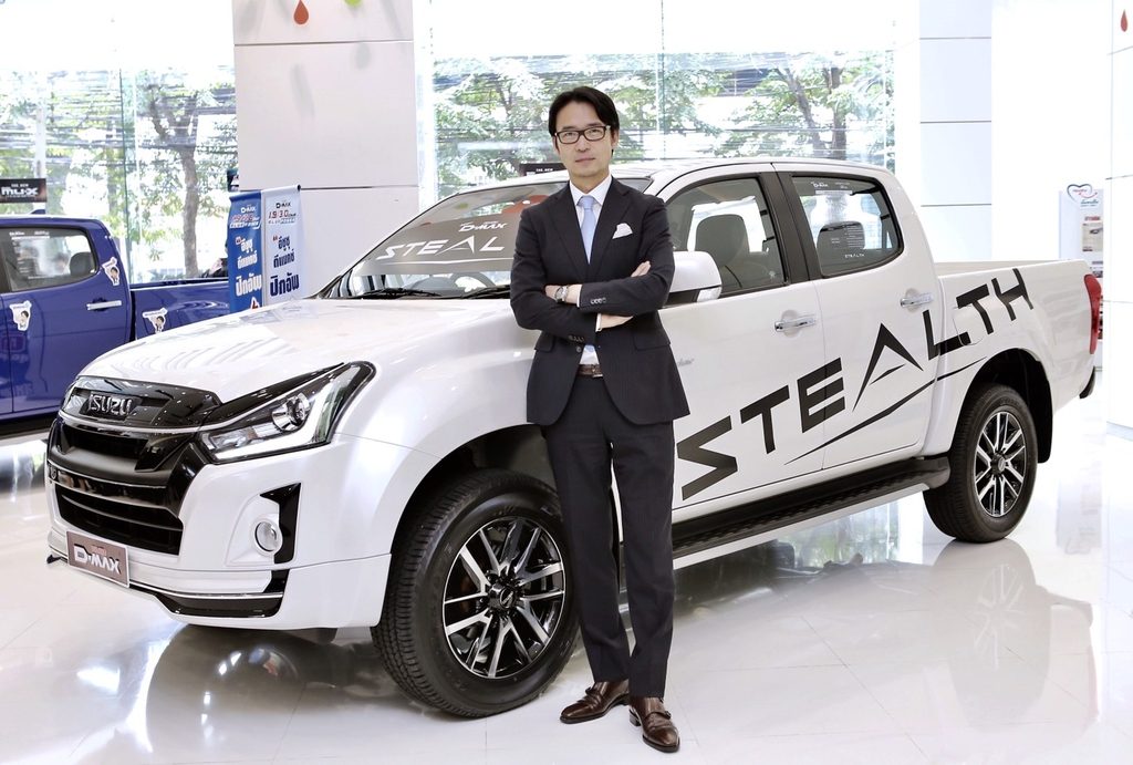 อีซูซุ ดีแมคซ์ ไฮ-แลนเดอร์ รุ่นพิเศษ! สเทลธ์ (STEALTH)