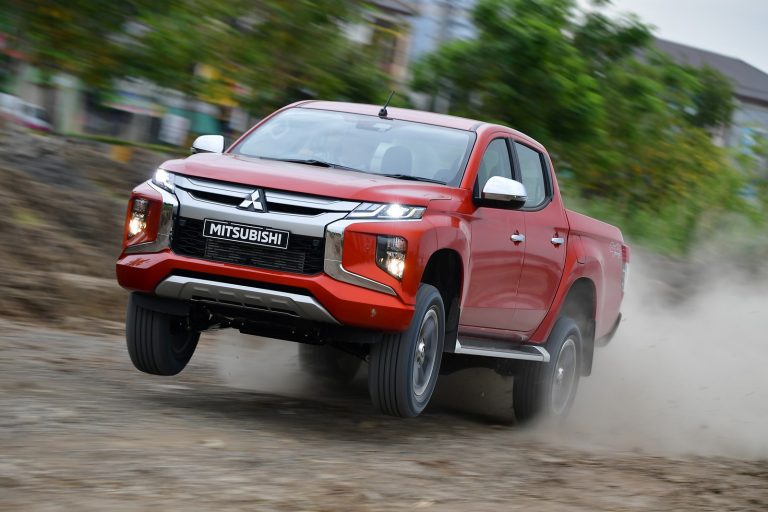 New Mitsubishi Triton, L200