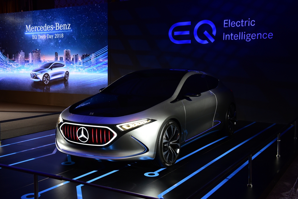 “เมอร์เซเดส-เบนซ์ อีคิว เทค เดย์ 2018” (Mercedes-Benz EQ Tech Day 2018)