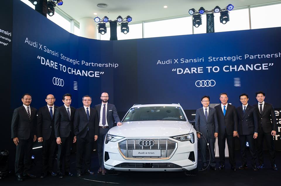 อาวดี้ ประเทศไทย เปิดตัว Audi e-tron ยนตรกรรมพรีเมียมพลังไฟฟ้า 100 %