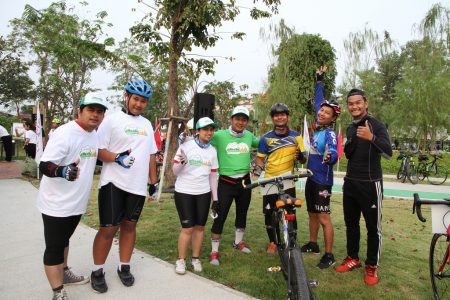 ลูกค้าโตโยต้า และสมาชิก Toyota CSR Facebook ร่วมกิจกรรม “ปั่นกรีน กรีน เลาะเมือง ทำความดี”