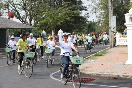 ลูกค้าโตโยต้า และสมาชิก Toyota CSR Facebook ร่วมกิจกรรม “ปั่นกรีน กรีน เลาะเมือง ทำความดี”