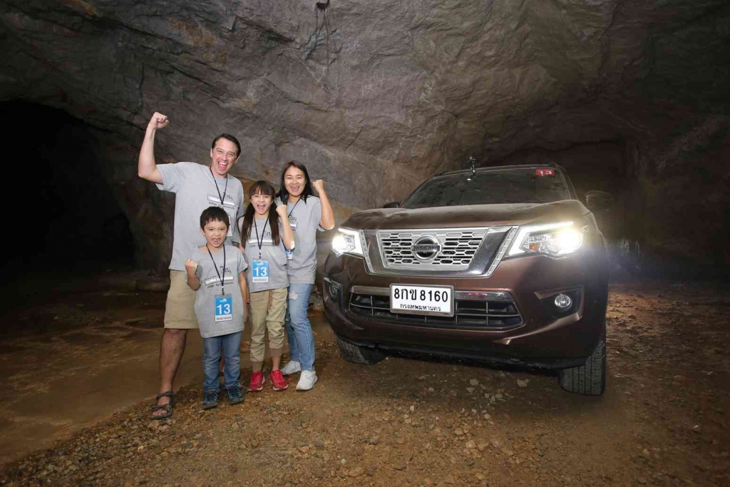 นิสสันชวนลูกค้าเทอร์ร่าร่วมคาราวานทดสอบขับขี่ พิสูจน์ความสามารถของรถยนต์ที่ไปได้ทุกที่ พร้อมเปิดประสบการณ์ใหม่ หรือ “Life Lives Outside” กับการเดินทางสู่จังหวัดกาญจนบุรี