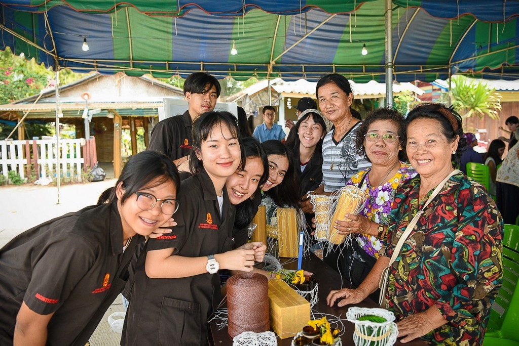 โครงการนิสสัน “แค่ใจก็เพียงพอ” สนับสนุนการสร้างรายได้ที่ยั่งยืนให้กับชุมชนปากน้ำปราณ