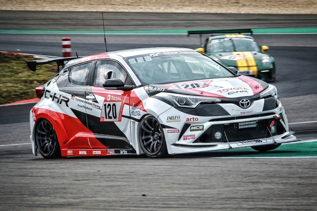 Toyota C-HR คว้าอันดับ 1 รอบคัดเลือก ในรายการ ADAC Qualifying Race 24h Nürburgring