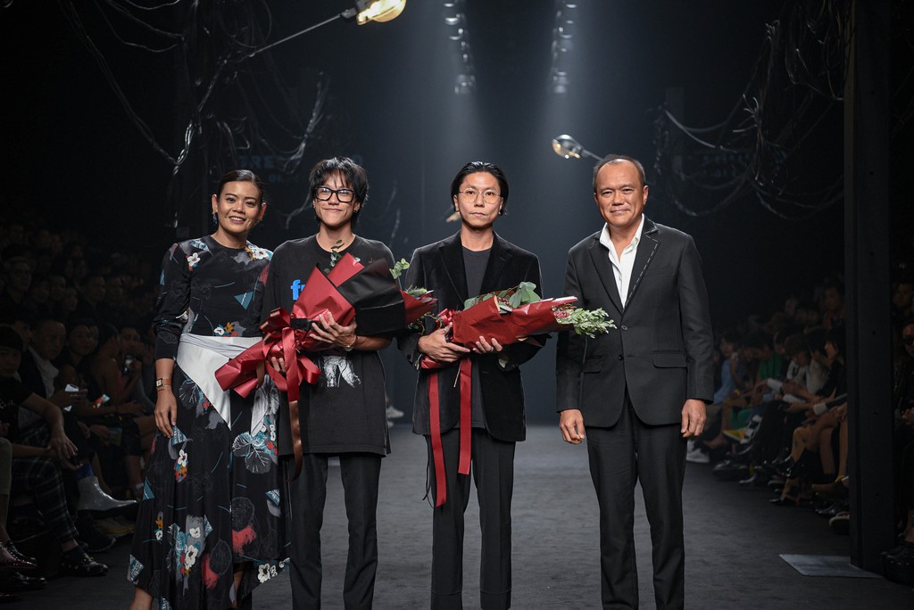 GREYHOUND Original Presented by All-new Honda Accord Hybrid