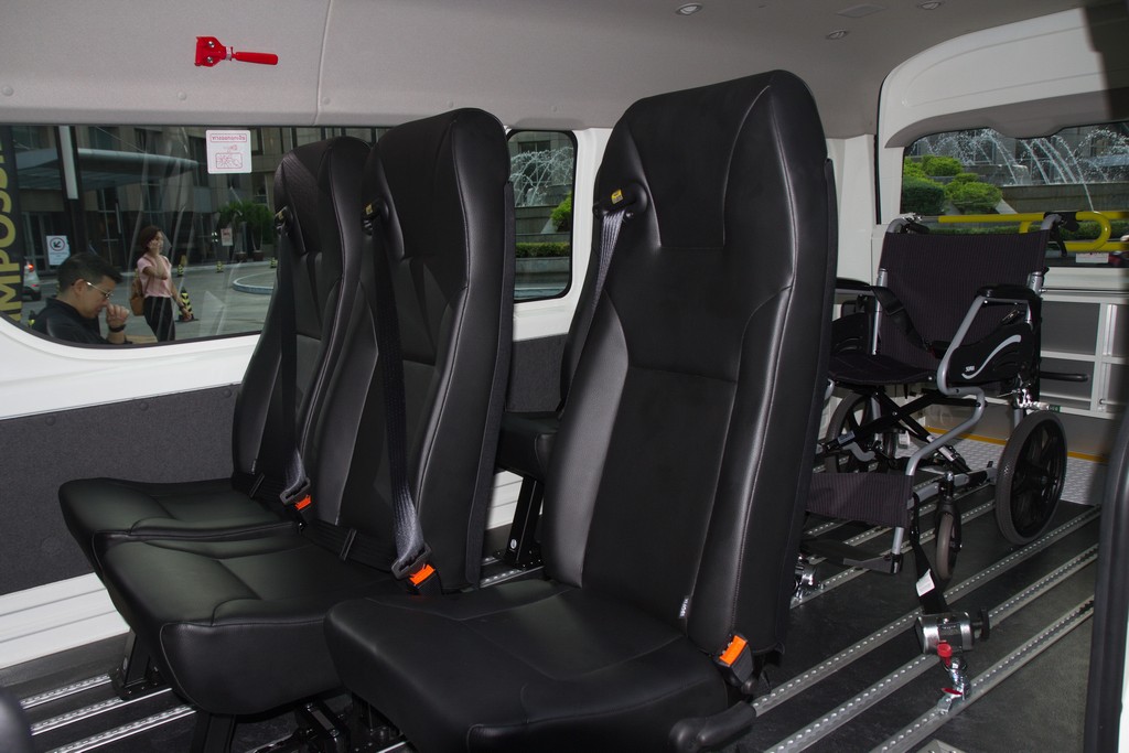 โตโยต้า ส่งมอบรถตู้ “คอมมิวเตอร์” ให้กับคณะกรรมการพาราลิมปิกแห่งประเทศไทย