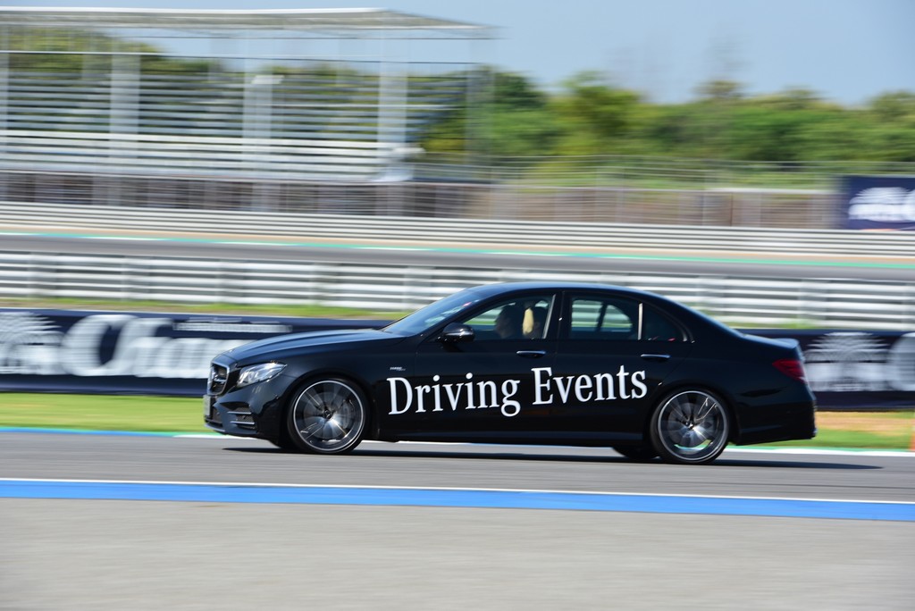 เมอร์เซเดส-เบนซ์ จัดกิจกรรมอบรมเทคนิคการขับขี่ปลอดภัยขั้นสูง “Mercedes-Benz Driving Events 2019”
