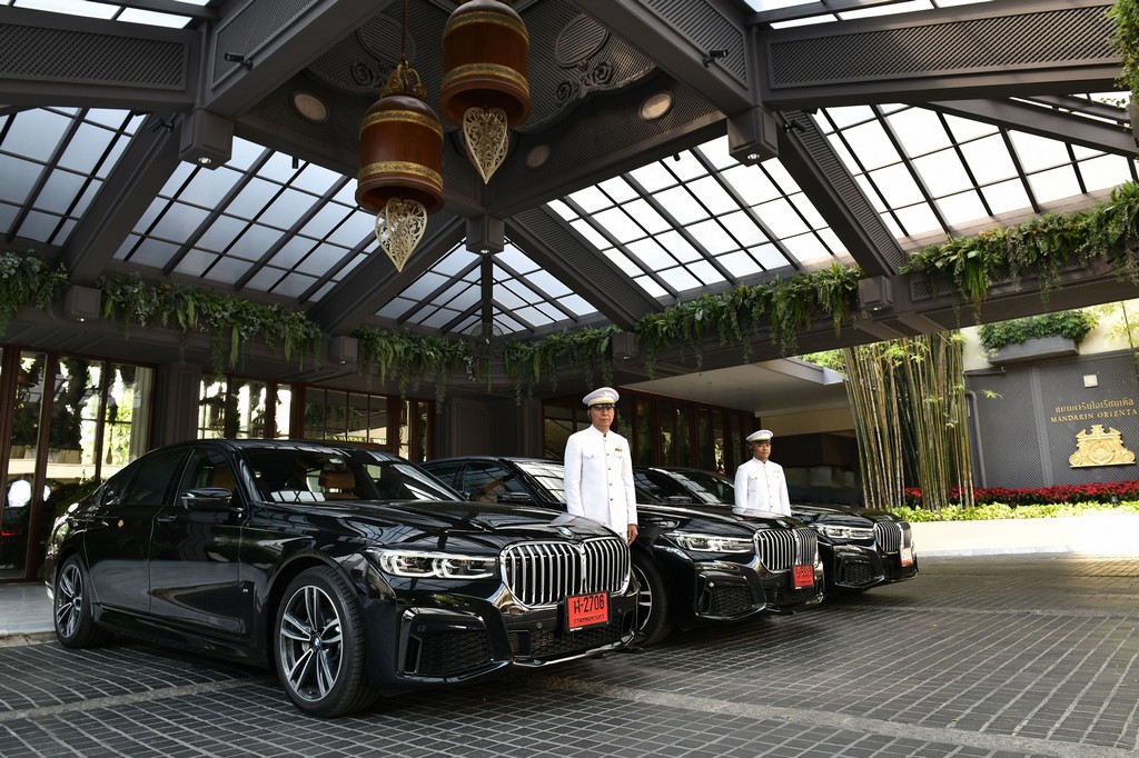 BMW ร่วมฉลองการส่งมอบรถยนต์บีเอ็มดับเบิลยู 730Ld M Sport ใหม่