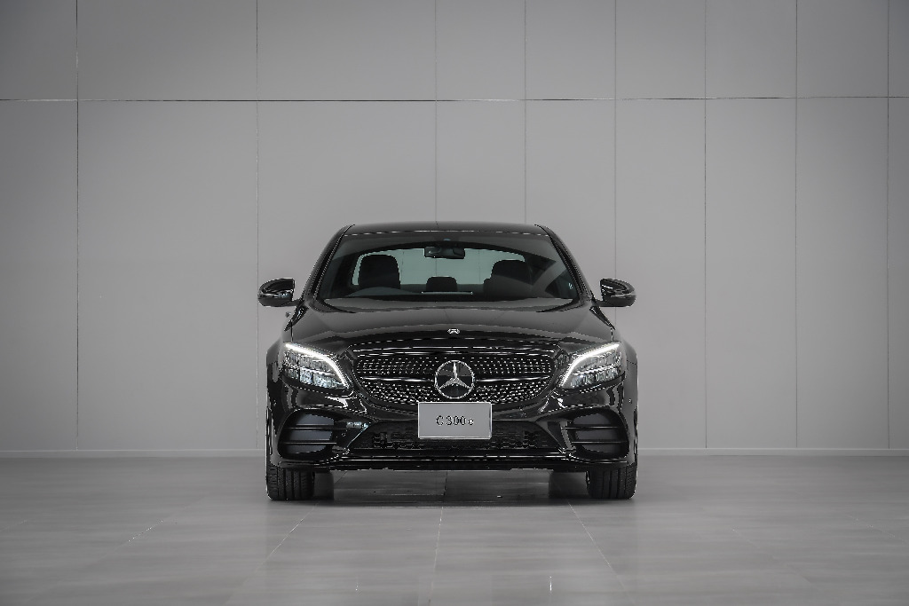 Mercedes-Benz C 300 e AMG Sport