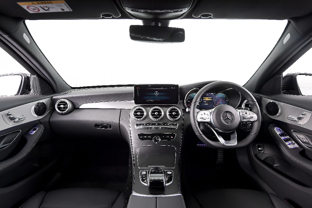 Mercedes-Benz C 300 e AMG Sport