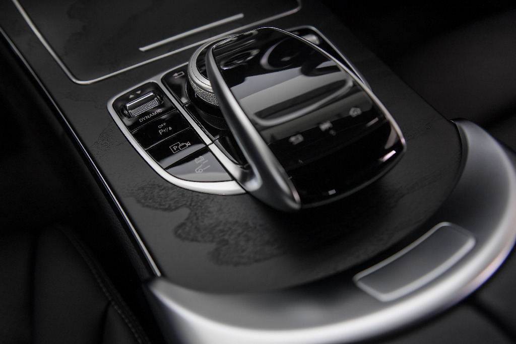 Mercedes-Benz C 300 e AMG Sport