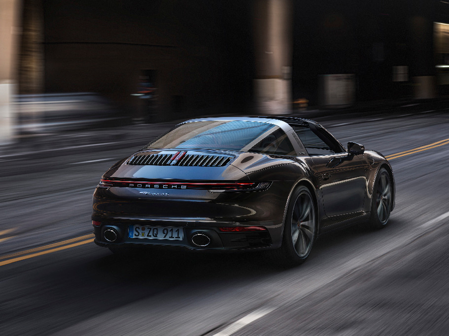 The new Porsche 911 Targa