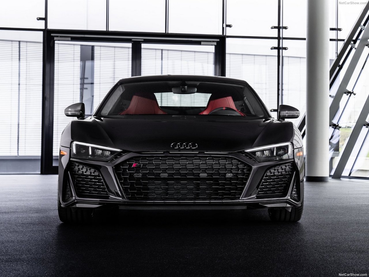 Audi R8 RWD Panther Edition