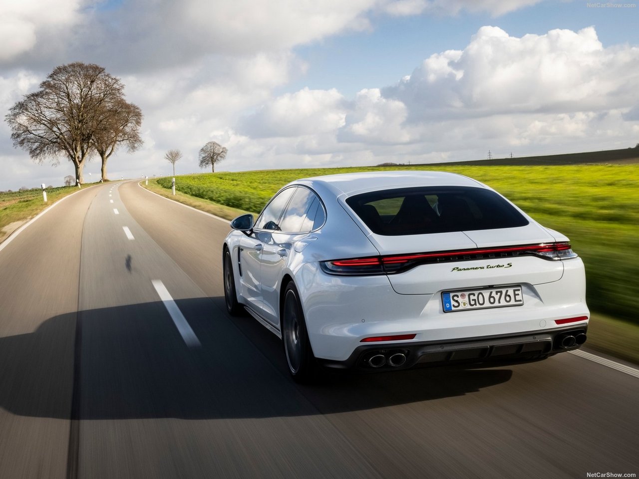 Porsche Panamera Turbo S E-Hybrid