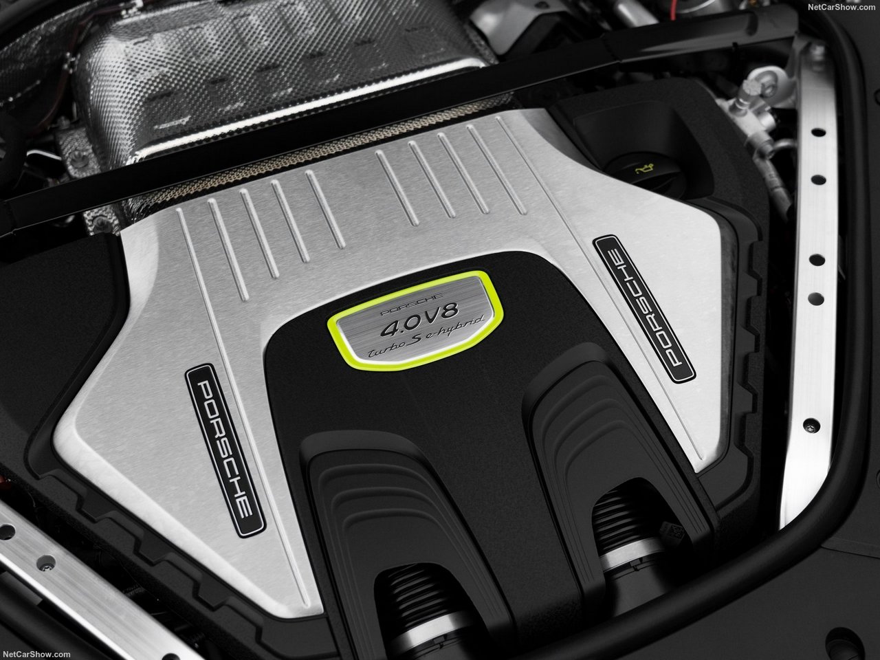 Porsche Panamera Turbo S E-Hybrid