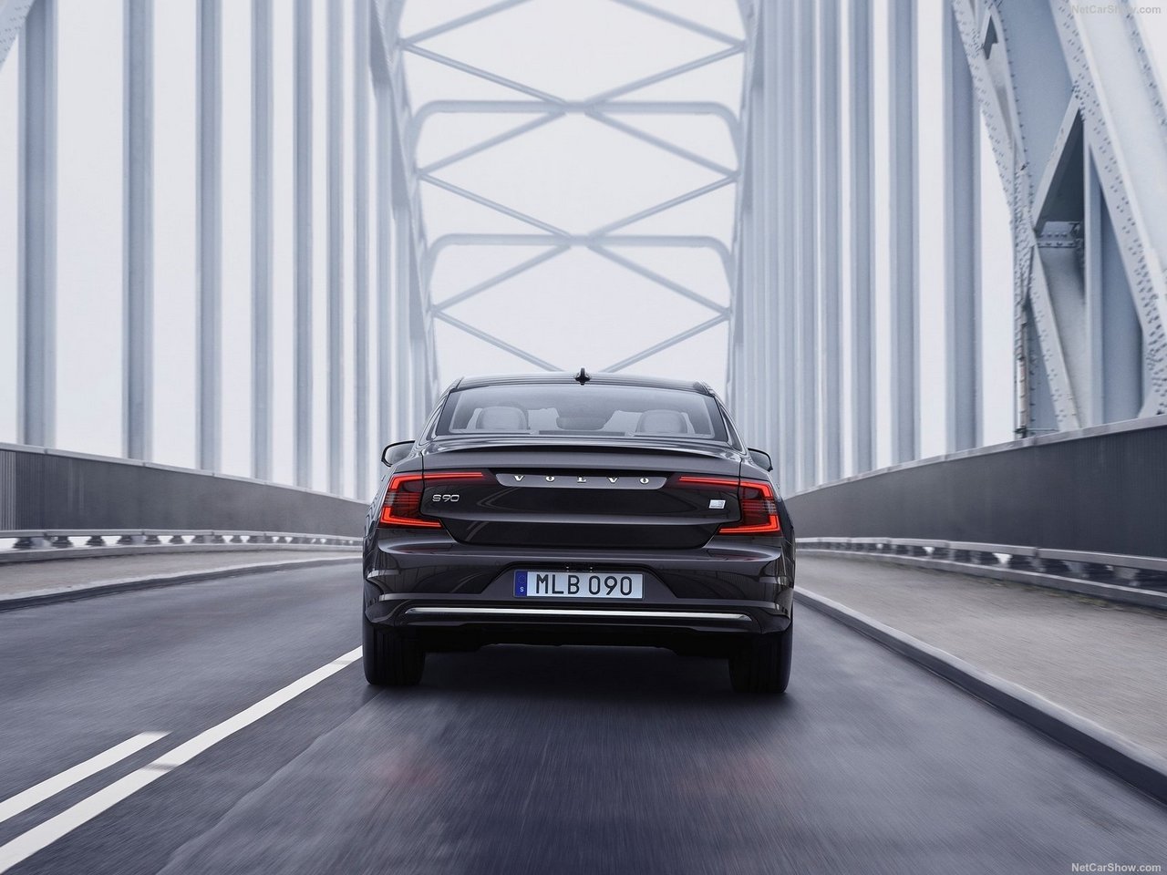 Volvo S90 Recharge T8 AWD Inscription