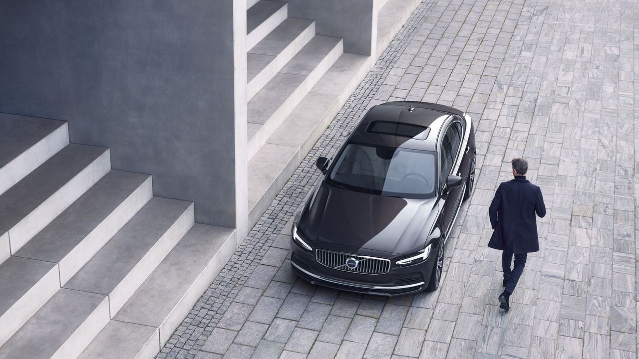 Volvo S90 Recharge T8 AWD Inscription