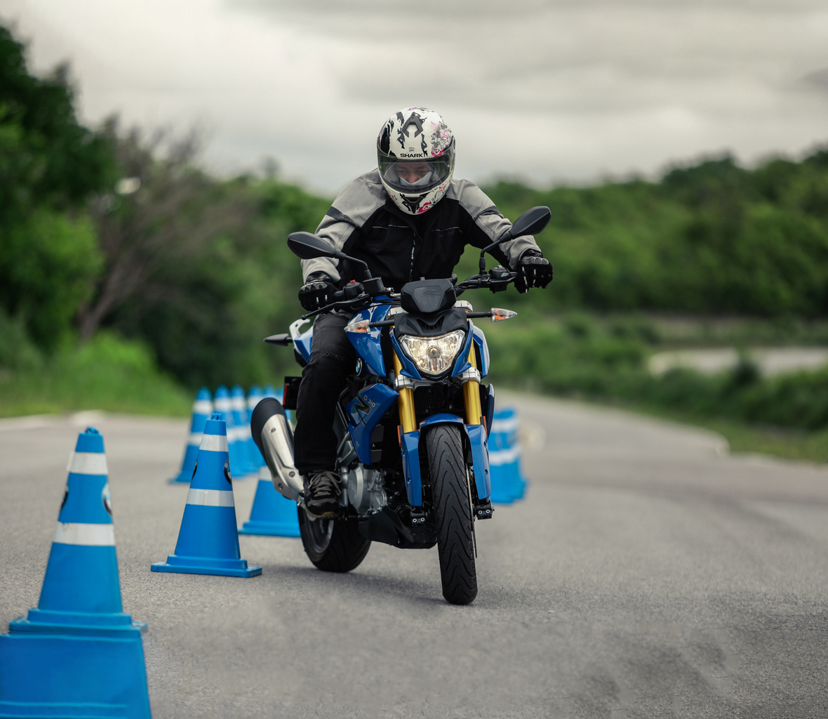 BMW Motorrad Experience Program