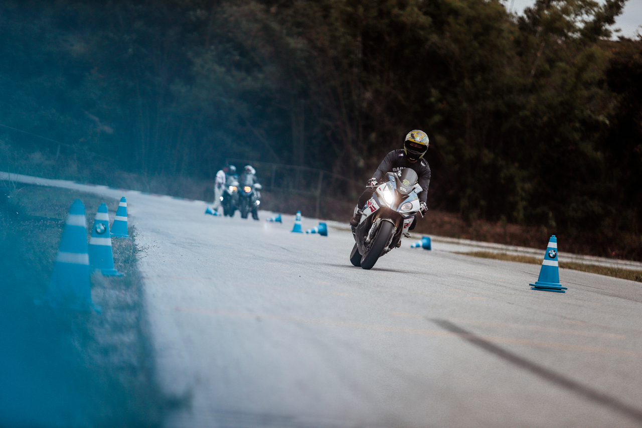 BMW Motorrad Experience Program
