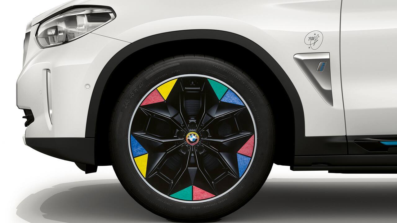 BMW iX3 Art on Wheels