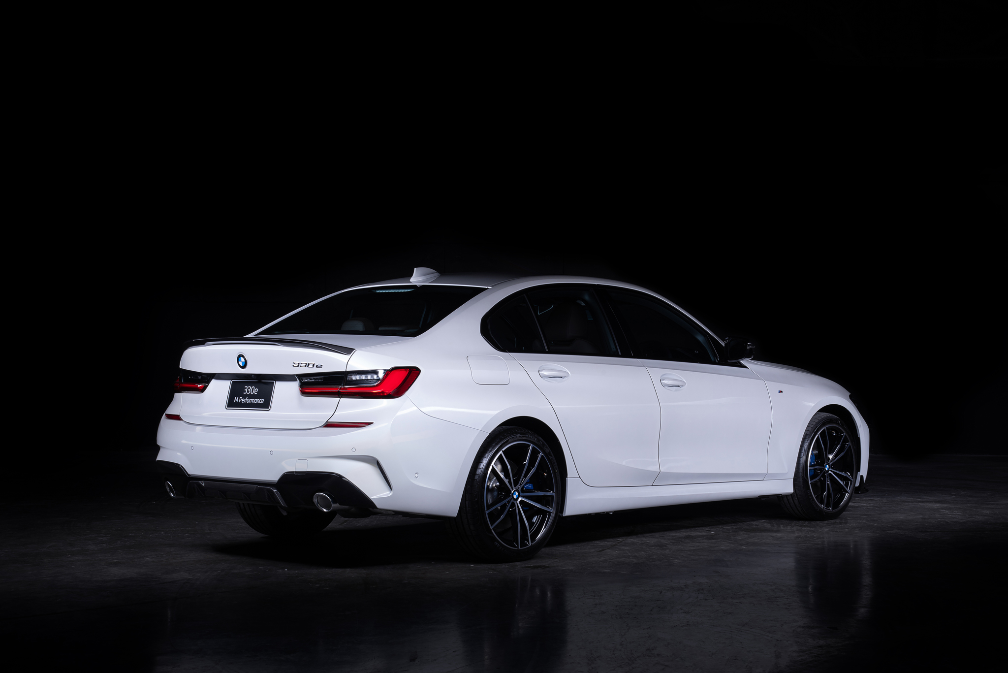 BMW 330e M Sport (M Performance Edition)