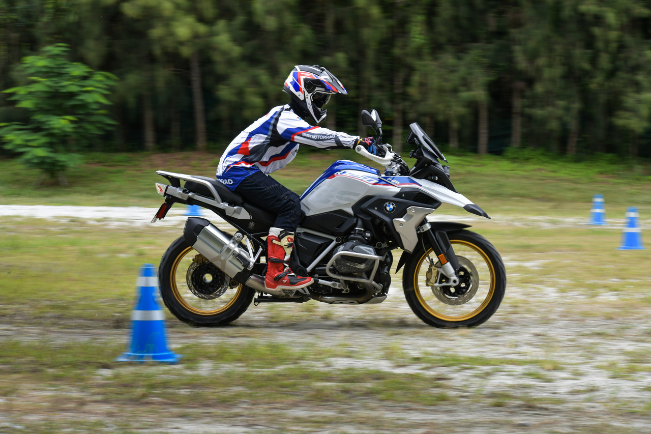 BMW Motorrad Experience Program