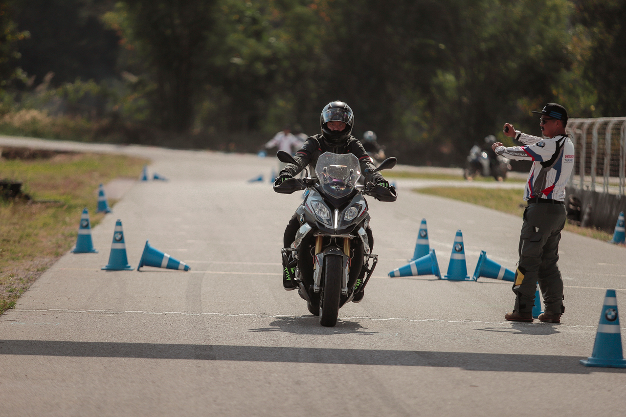 BMW Motorrad Experience Program
