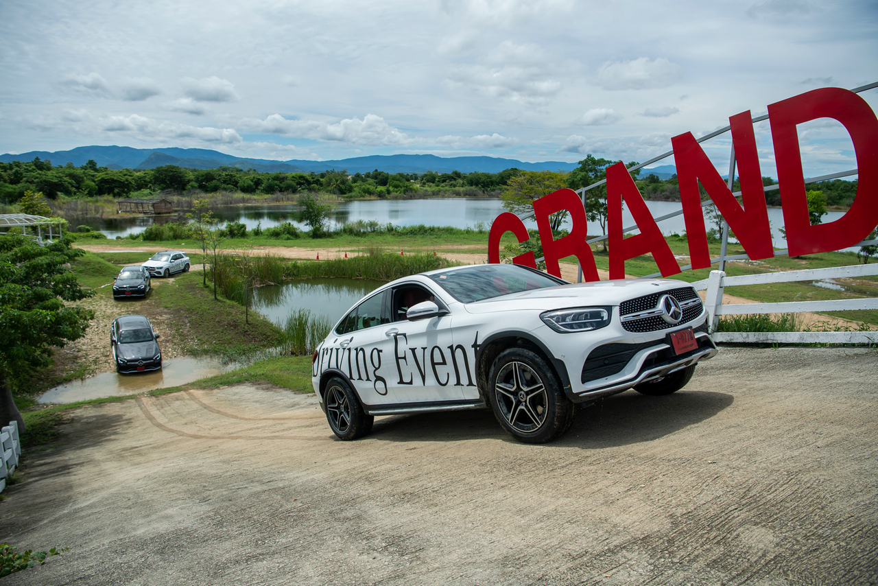 Mercedes-Benz SUV Driving Events 2022