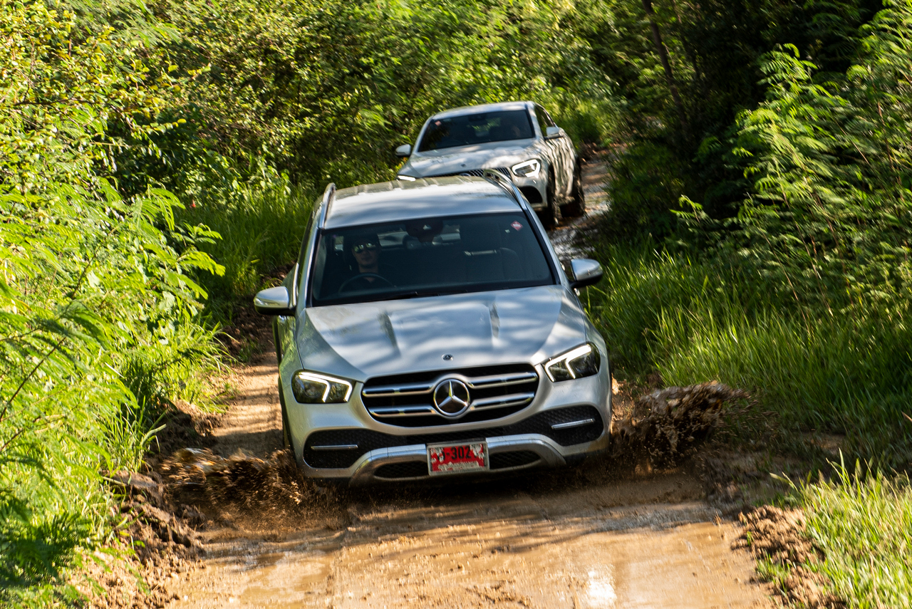 Mercedes-Benz SUV Driving Events 2022