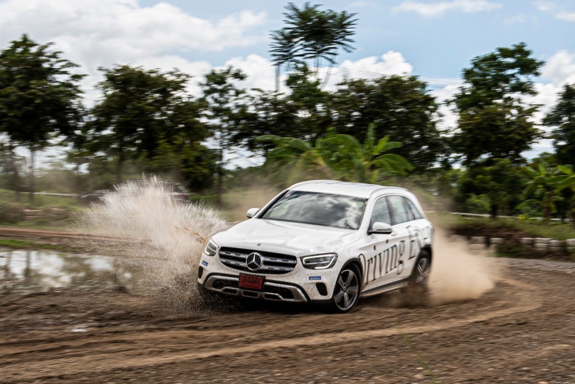 Mercedes-Benz SUV Driving Events 2022