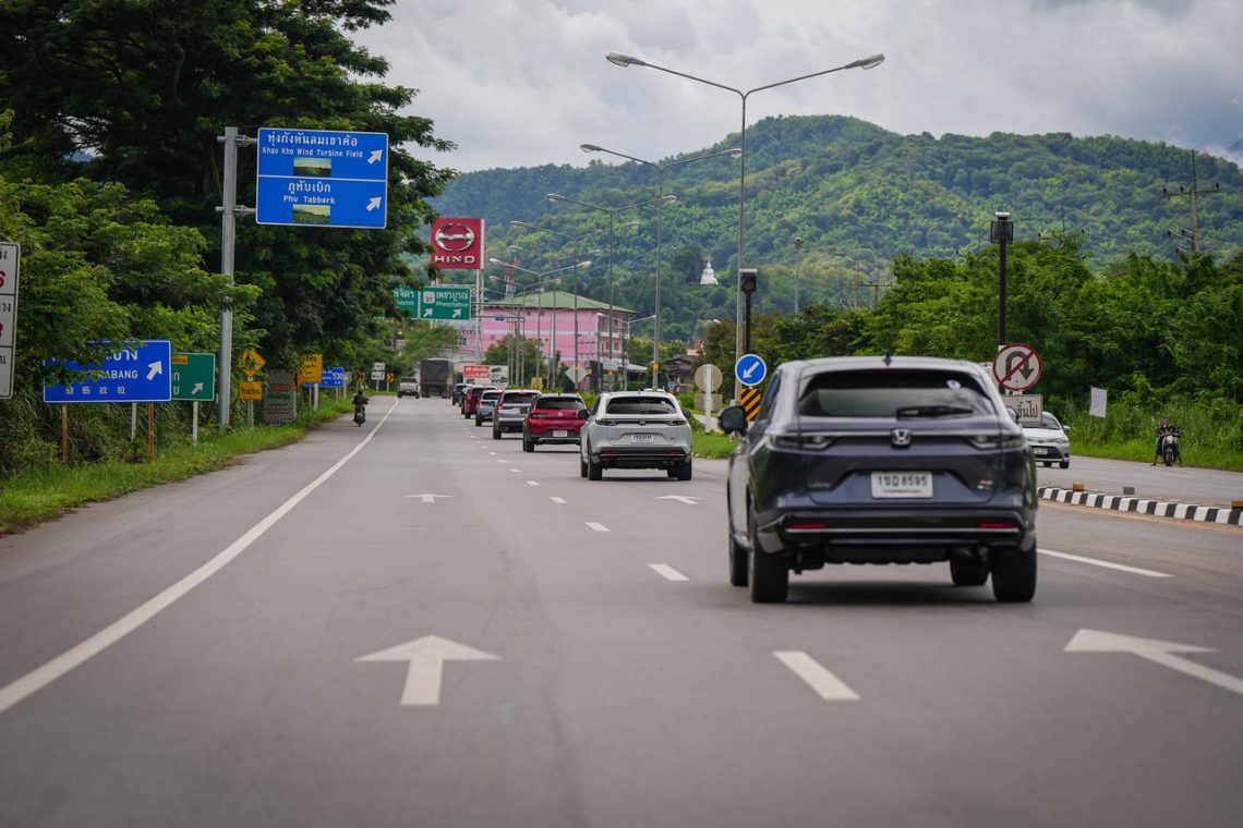 Honda SUV V Drive All Lives