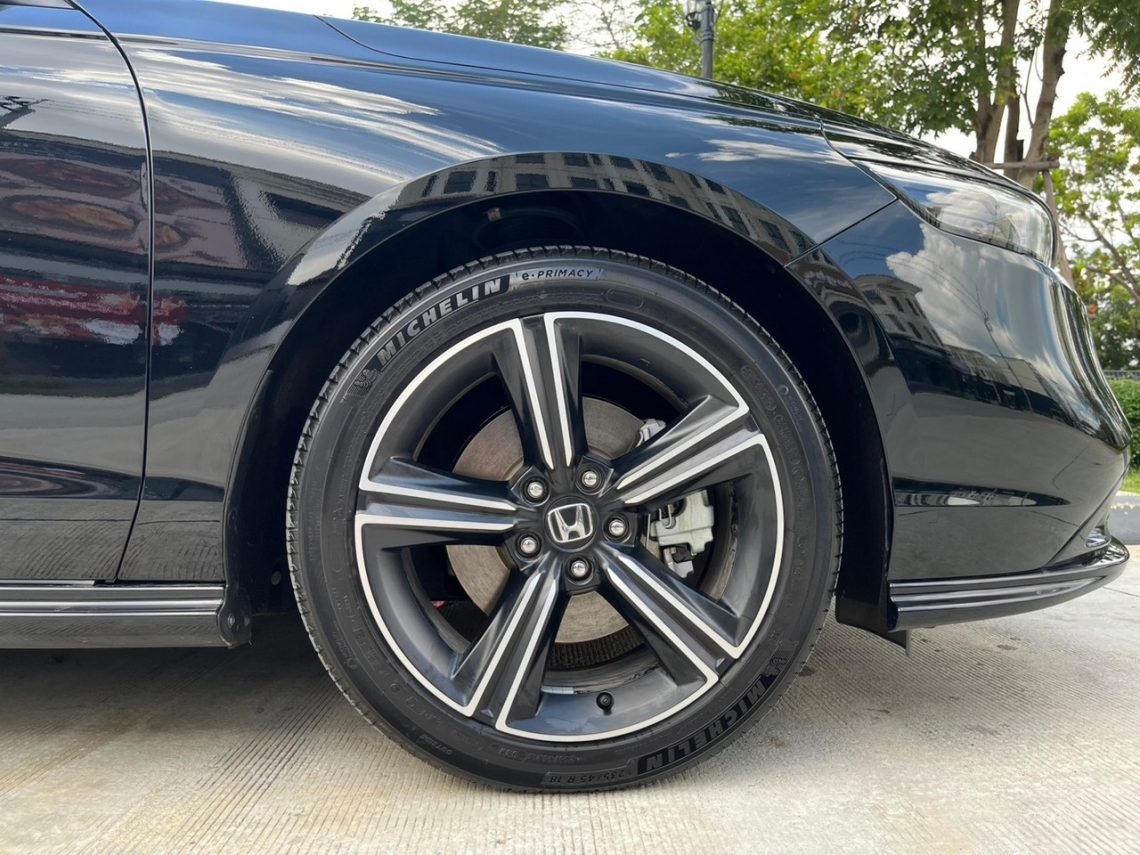 Honda Accord e:HEV RS