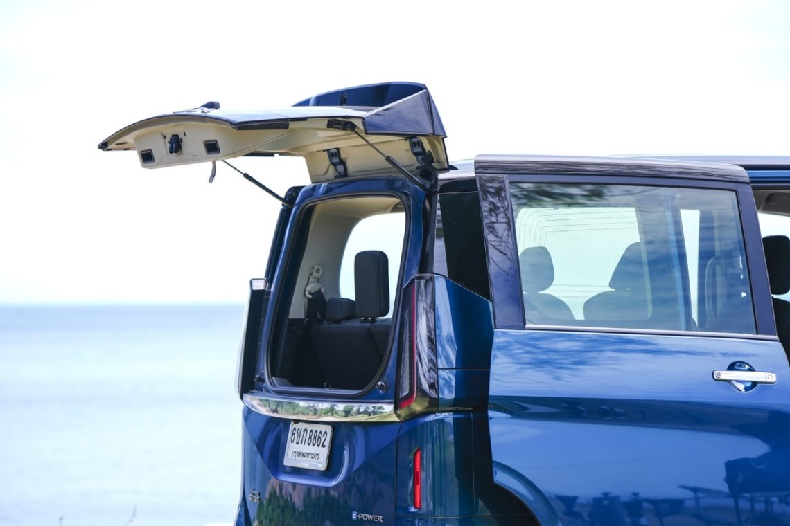 Nissan Serena e-POWER