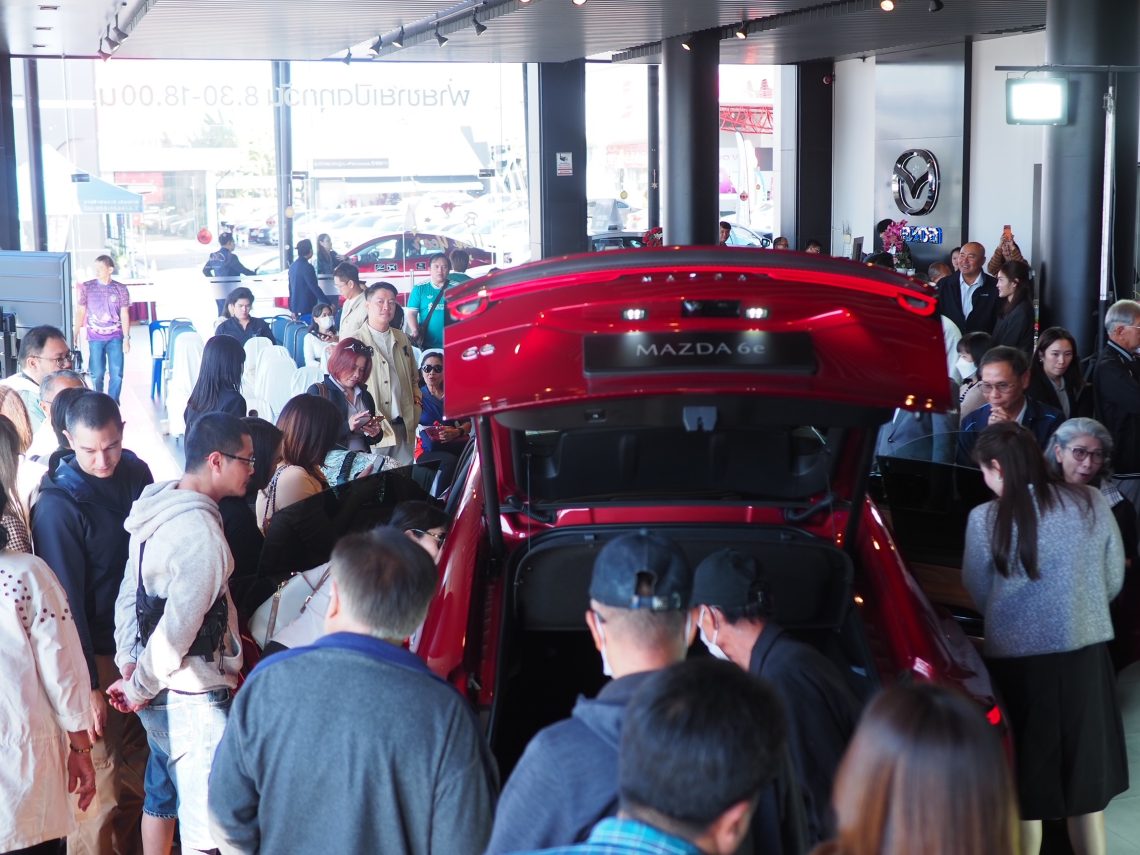 The All-Electric Mazda6e