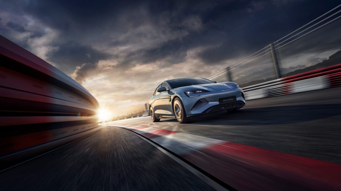 บีวายดี ประเทศไทย ผลิตรถยนต์ชดเชยครบตามมาตรการ EV 3.0 พร้อมส่งออกสู่นานาชาติ ทั้งยังเป็นผู้นำวงการยานยนต์พลังงานใหม่ด้วยยอดจดอันดับ 1 ของไทย