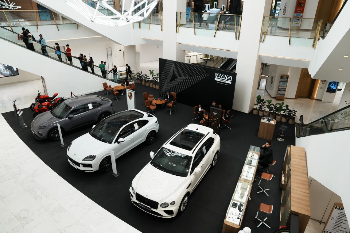 เบนท์ลีย์ แบงค็อก จัดแสดง Bentayga Hybrid ณ งาน AAS Group Roadshow 2026